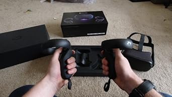 Amazon.com: Oculus Quest All-in-one VR Gaming Headset – 64GB